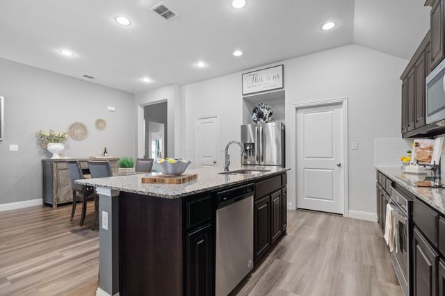 3724 Ranchers Ridge, Krum, TX 76249