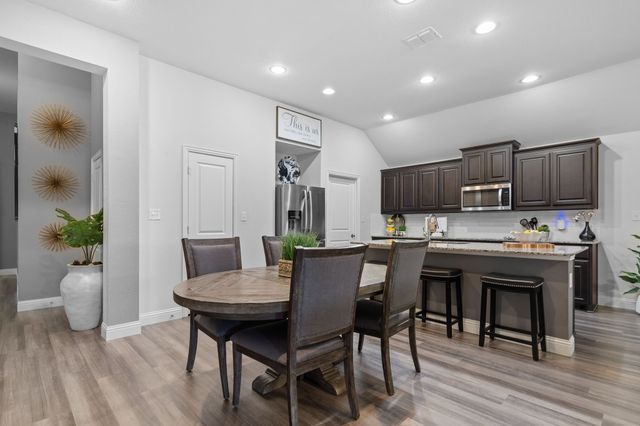 3724 Ranchers Ridge, Krum, TX 76249