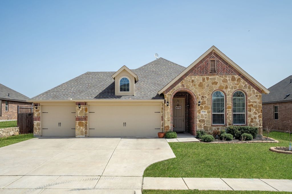 3724 Ranchers Ridge, Krum, TX 76249