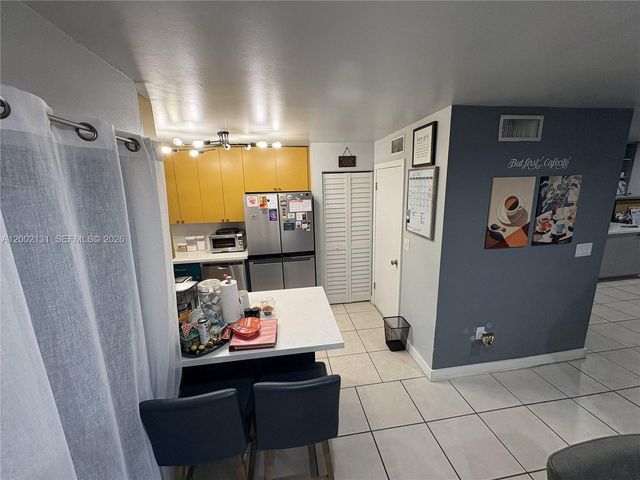 6530 Kendale Lakes Dr 1303, Miami, FL 33183