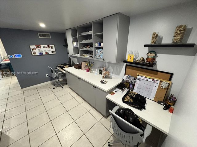 6530 Kendale Lakes Dr 1303, Miami, FL 33183