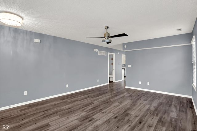 6403 Colonnade Court, Indianapolis, IN 46237