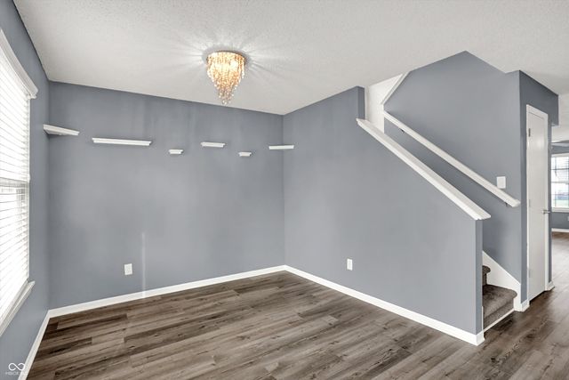 6403 Colonnade Court, Indianapolis, IN 46237