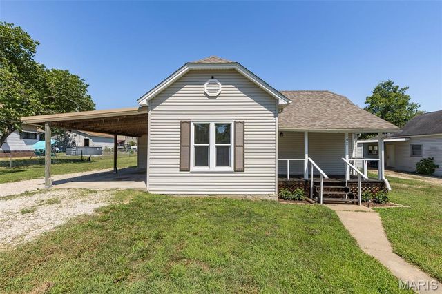 108 N White Oak Street, Desloge, MO 63601