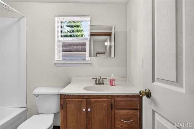 108 N White Oak Street, Desloge, MO 63601