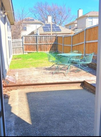 5008 Bay view, Garland, TX 75043