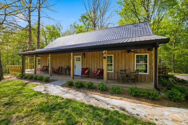 376, 378, 384 Shugars Hill Road, Liberty, KY 42539