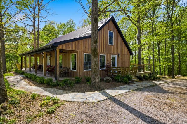 376, 378, 384 Shugars Hill Road, Liberty, KY 42539