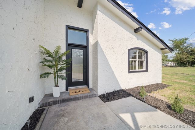 605 S Saltwell Street, Salina, OK 74365