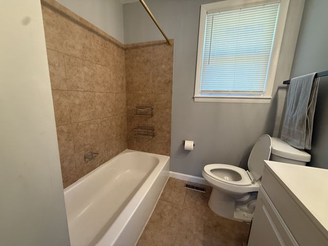 3254 Hinkle Dr, Nashville, TN 37218
