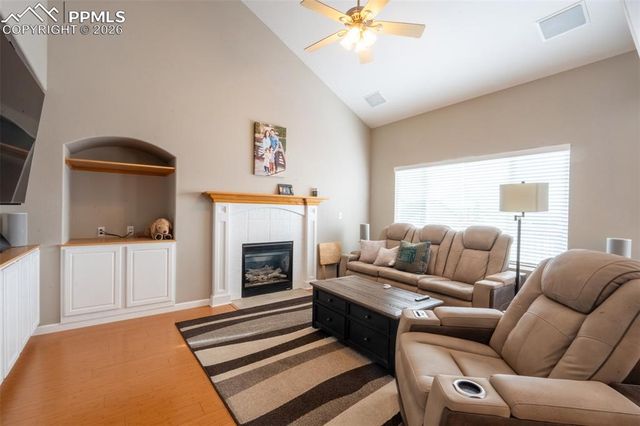 389 Oxbow Drive, Monument, CO 80132
