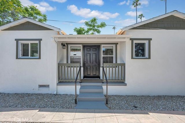 527 University Place, Redlands, CA 92374
