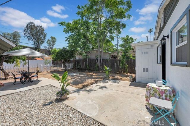 527 University Place, Redlands, CA 92374