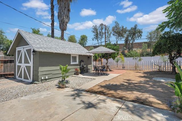 527 University Place, Redlands, CA 92374