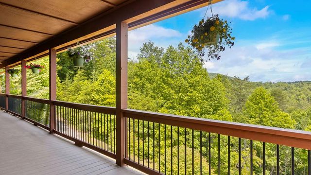 815 Smokey Hollow Drive, Murphy, NC 28906