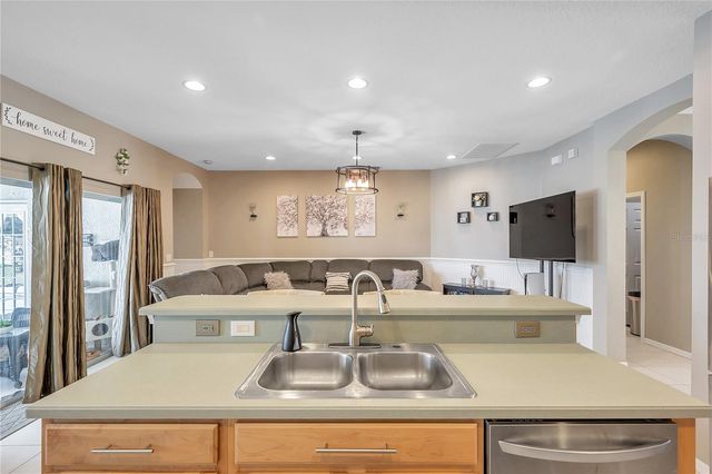 11747 MANISTIQUE WAY, New Port Richey, FL 34654