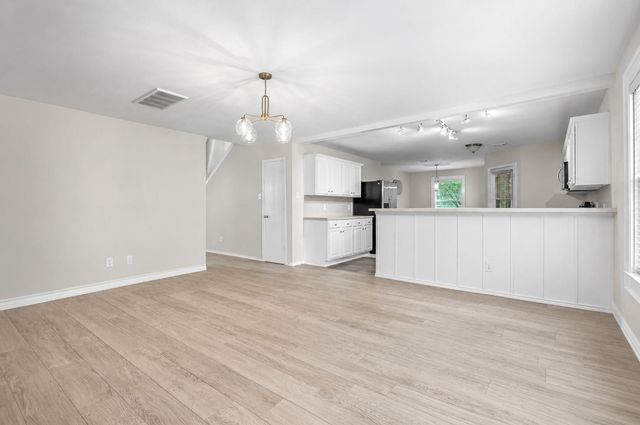 6 Orion Star, The Woodlands, TX 77382
