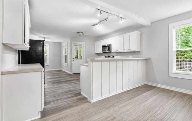 6 Orion Star, The Woodlands, TX 77382