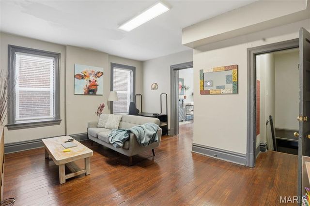 3847 Blaine Avenue, St Louis, MO 63110