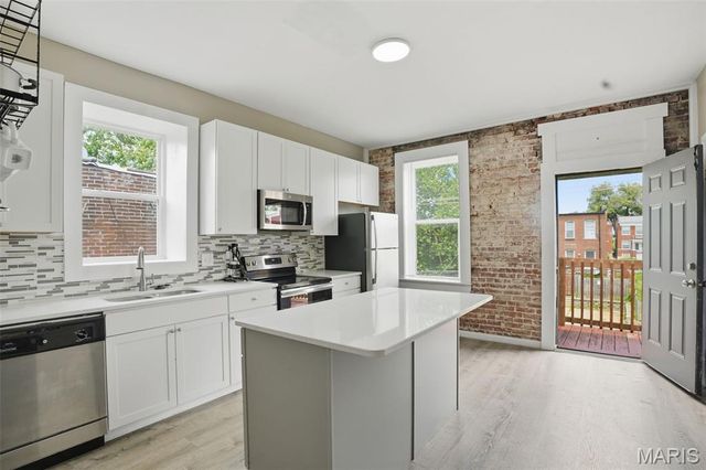 3847 Blaine Avenue, St Louis, MO 63110