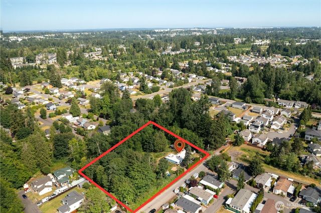 14808 Larch Way, Lynnwood, WA 98087