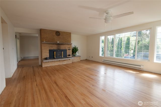 14808 Larch Way, Lynnwood, WA 98087