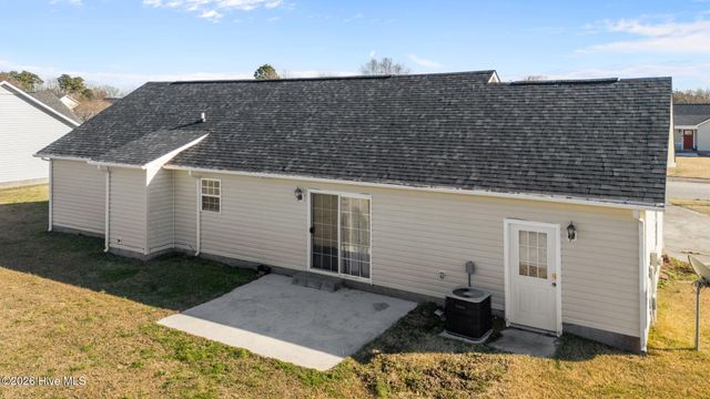 119 Annie Road, Richlands, NC 28574