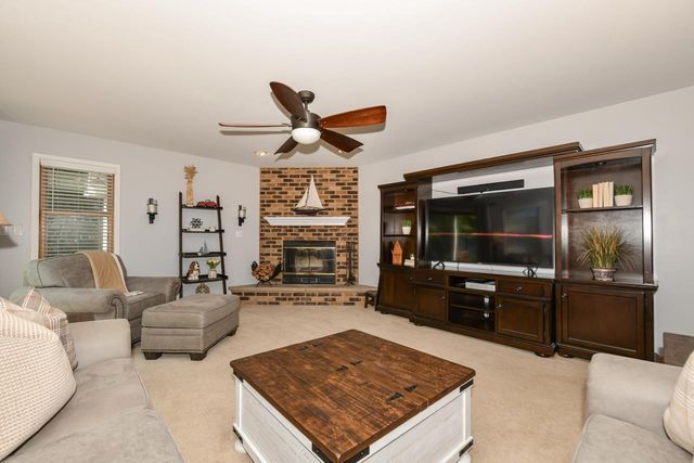 371 Frost DRIVE, Williams Bay, WI 53191