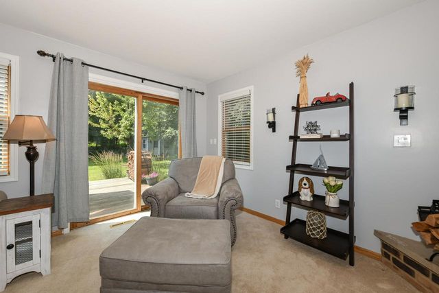 371 Frost DRIVE, Williams Bay, WI 53191