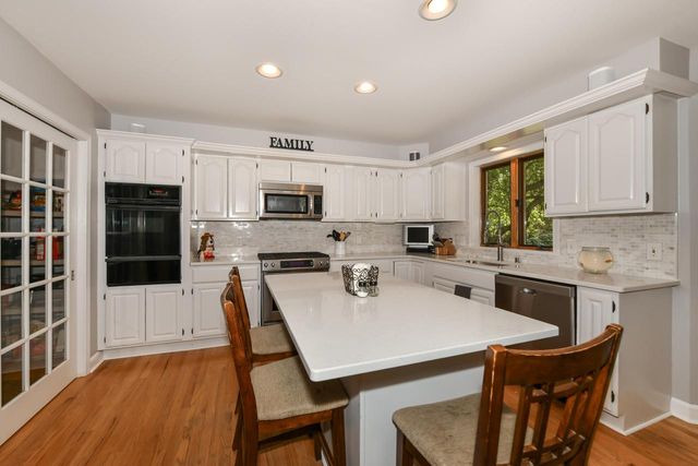 371 Frost DRIVE, Williams Bay, WI 53191
