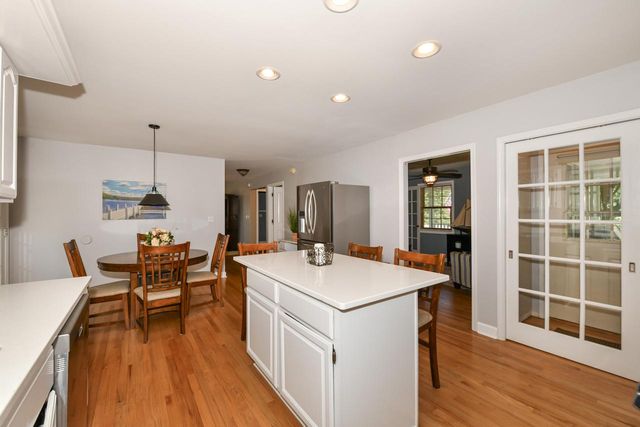 371 Frost DRIVE, Williams Bay, WI 53191