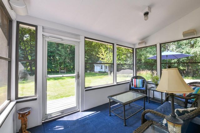 371 Frost DRIVE, Williams Bay, WI 53191