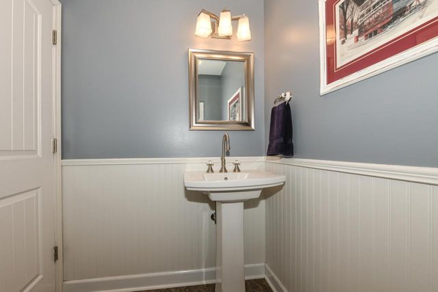 371 Frost DRIVE, Williams Bay, WI 53191