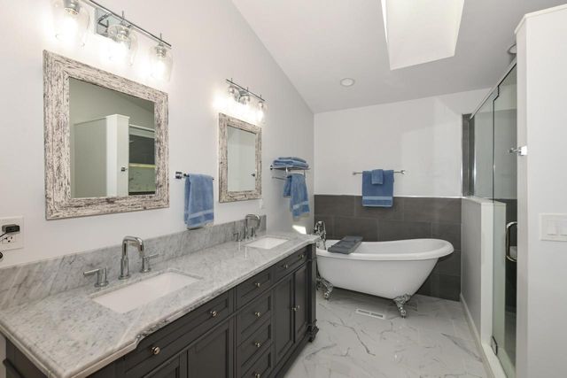 371 Frost DRIVE, Williams Bay, WI 53191