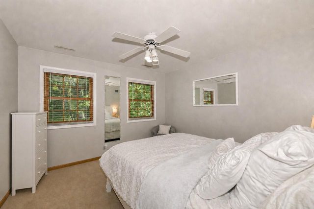 371 Frost DRIVE, Williams Bay, WI 53191