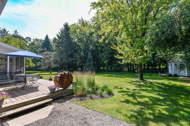 371 Frost DRIVE, Williams Bay, WI 53191