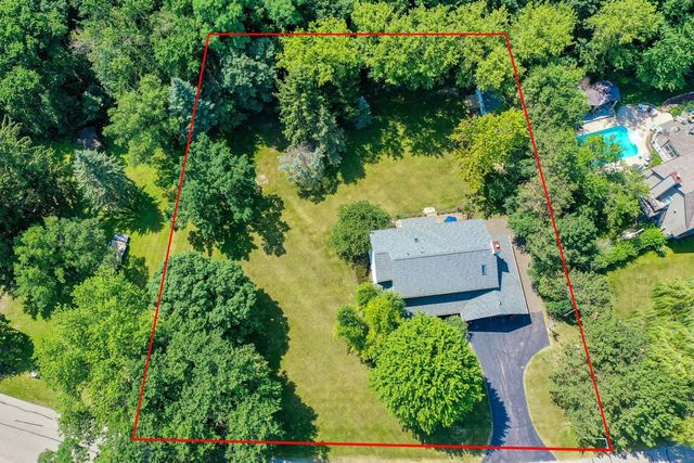 371 Frost DRIVE, Williams Bay, WI 53191