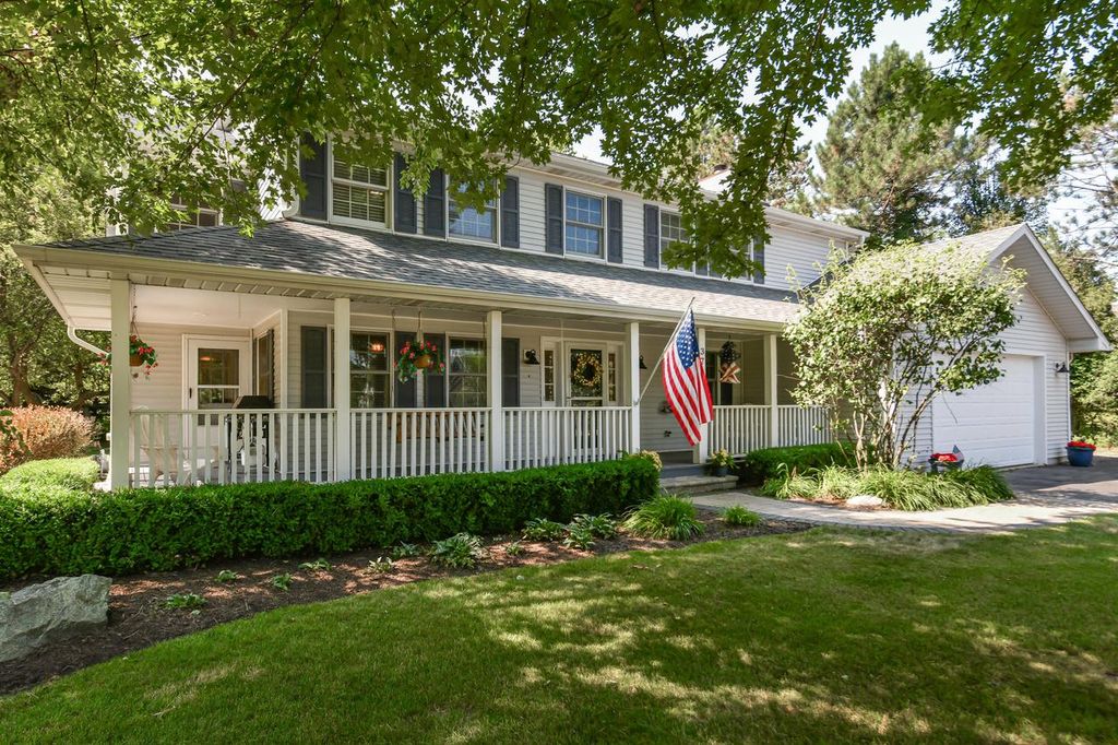 371 Frost DRIVE, Williams Bay, WI 53191
