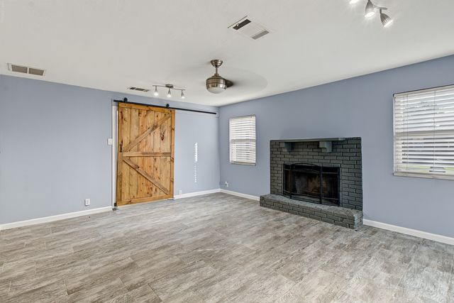 4716 Kyle Drive, Balch Springs, TX 75180