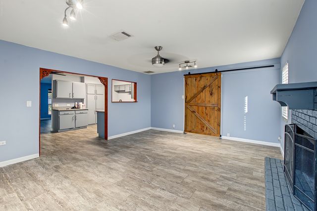 4716 Kyle Drive, Balch Springs, TX 75180