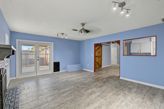 4716 Kyle Drive, Balch Springs, TX 75180