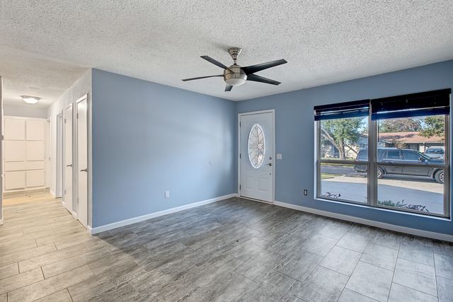 4716 Kyle Drive, Balch Springs, TX 75180
