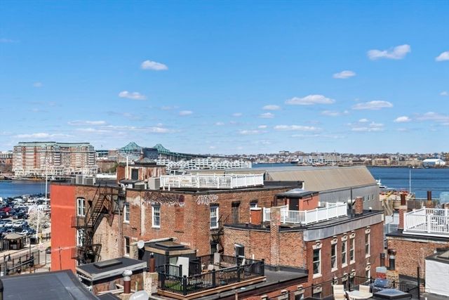 8 Battery Street 8, Boston, MA 02109