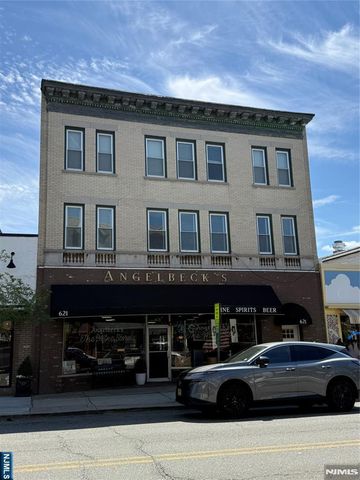 627 Valley Road F, Montclair, NJ 07043