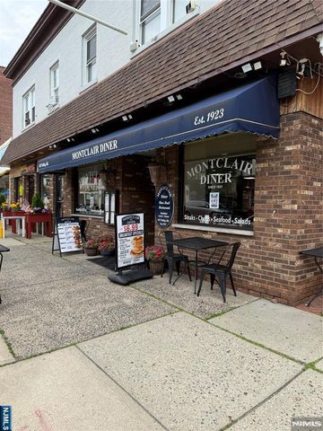 627 Valley Road F, Montclair, NJ 07043