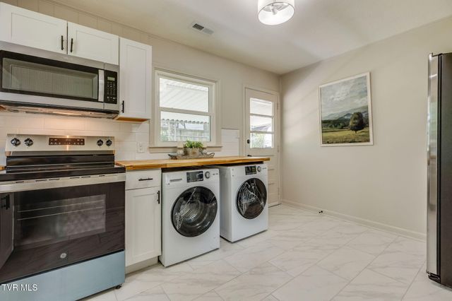 203 Hickory Road, Bristol, TN 37620