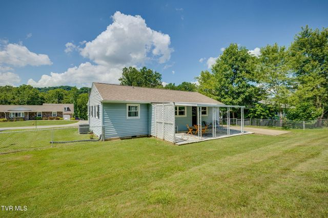 203 Hickory Road, Bristol, TN 37620