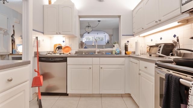 6680 Canary Palm Circle, Boca Raton, FL 33433