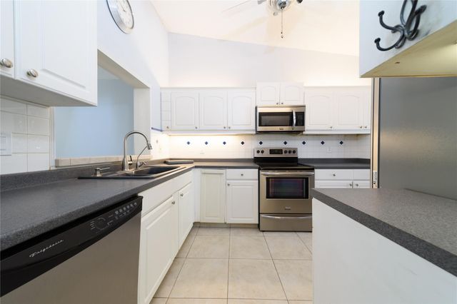 6680 Canary Palm Circle, Boca Raton, FL 33433