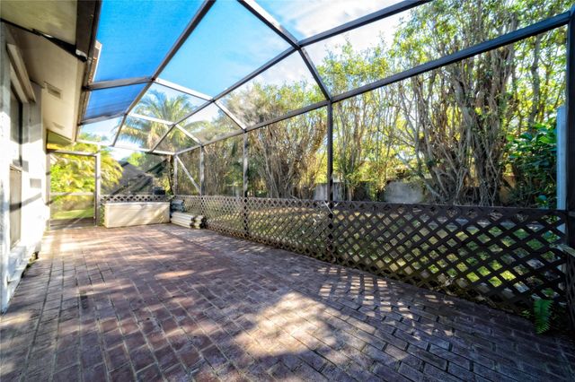 6680 Canary Palm Circle, Boca Raton, FL 33433